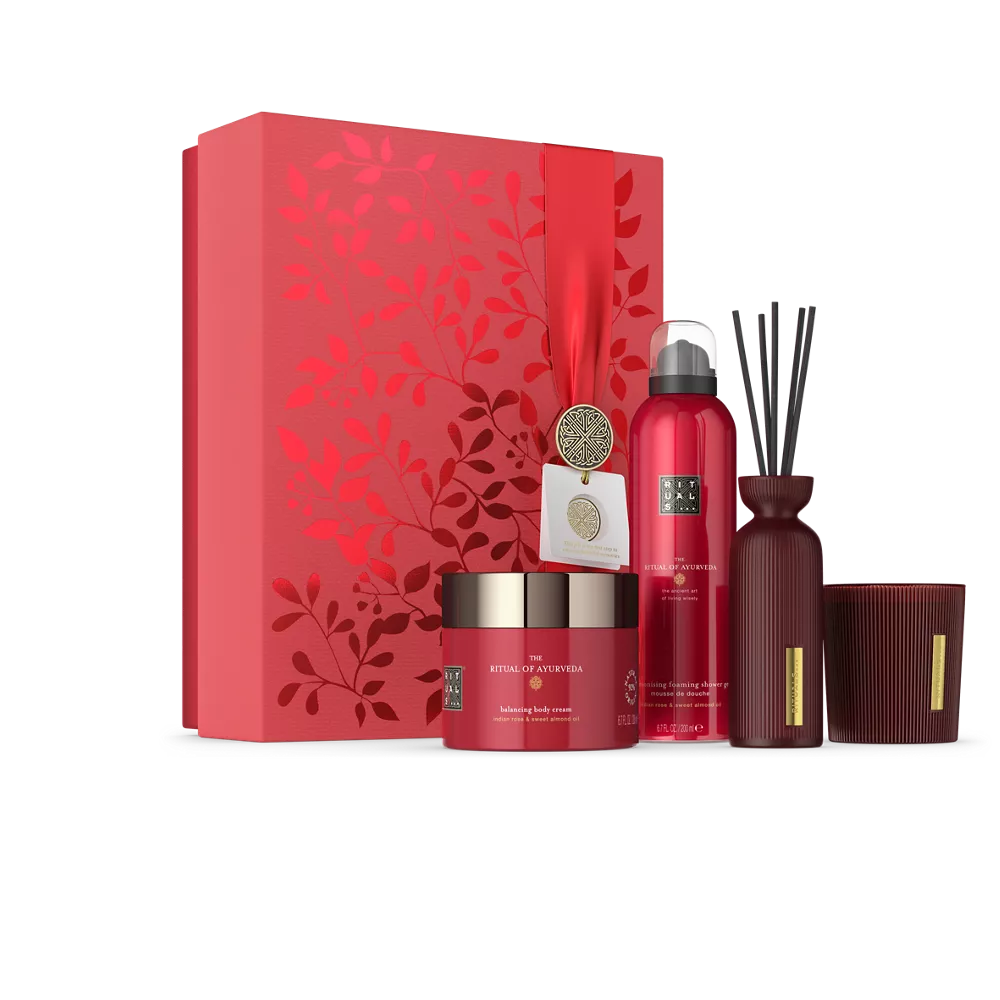 The Ritual of Ayurveda Gift Set L foaming shower gel 200ml, body cream 200ml, scented candle 140g, mini fragrance sticks 70ml