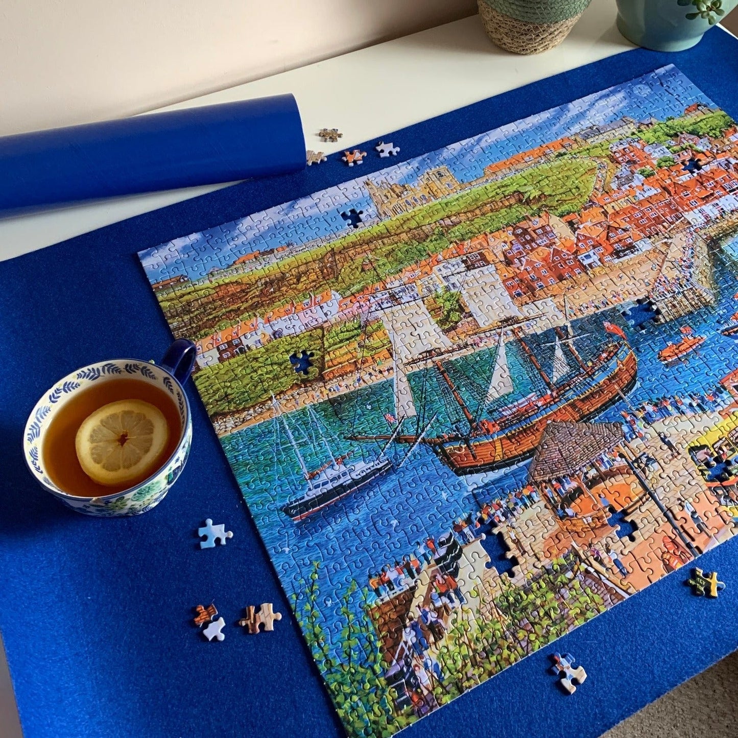 The Puzzle Roll Up to 1000 Pieces